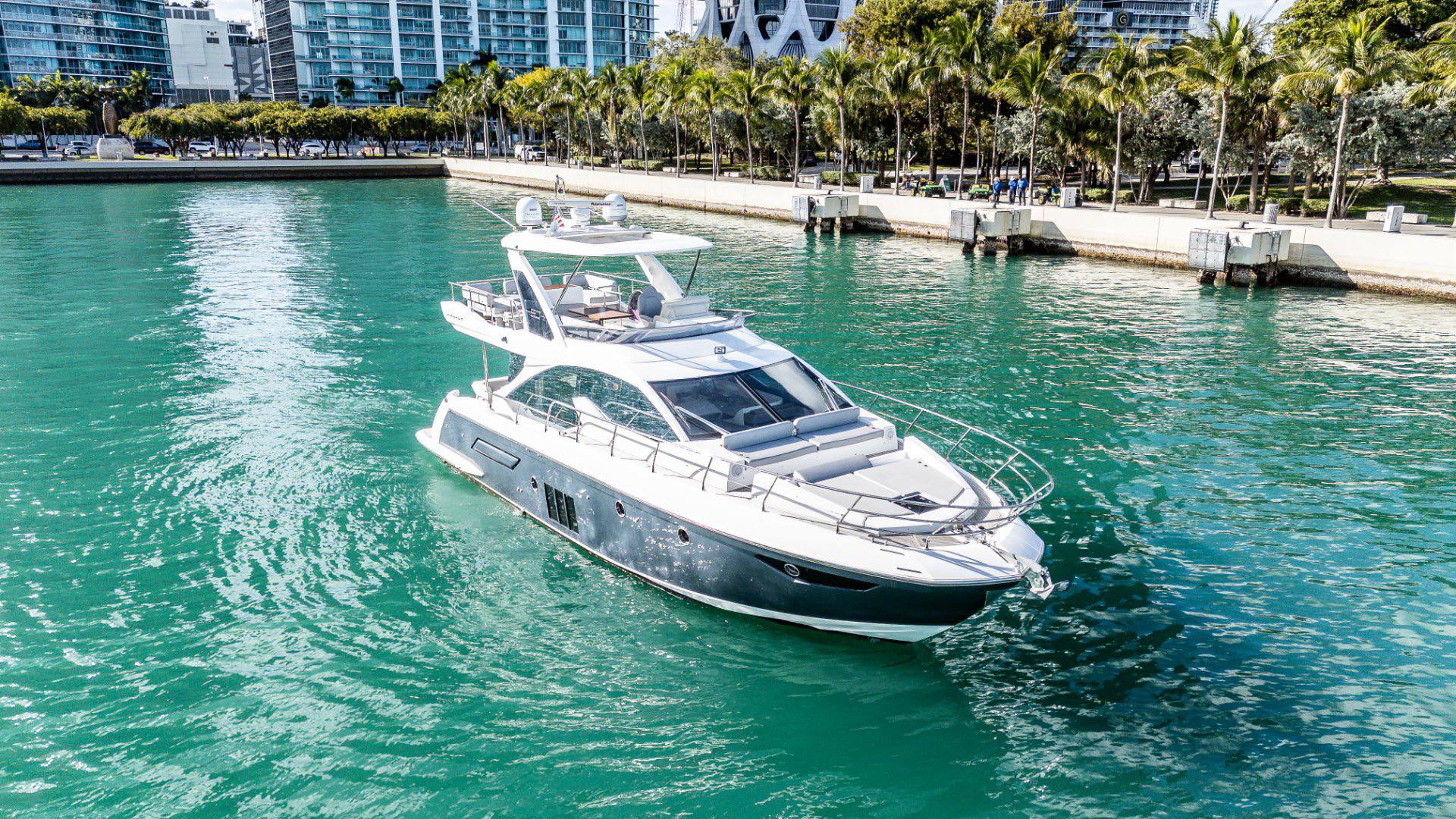 Luxury yacht cruising in Miami bay